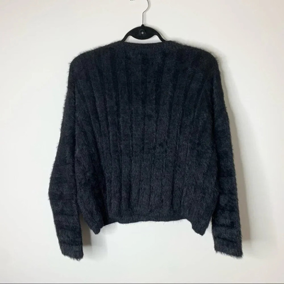 Oak and Fort Fuzzy Sweater V-neck Brushed Knit Black pullover fluffy Size XS - Picture 15 of 16